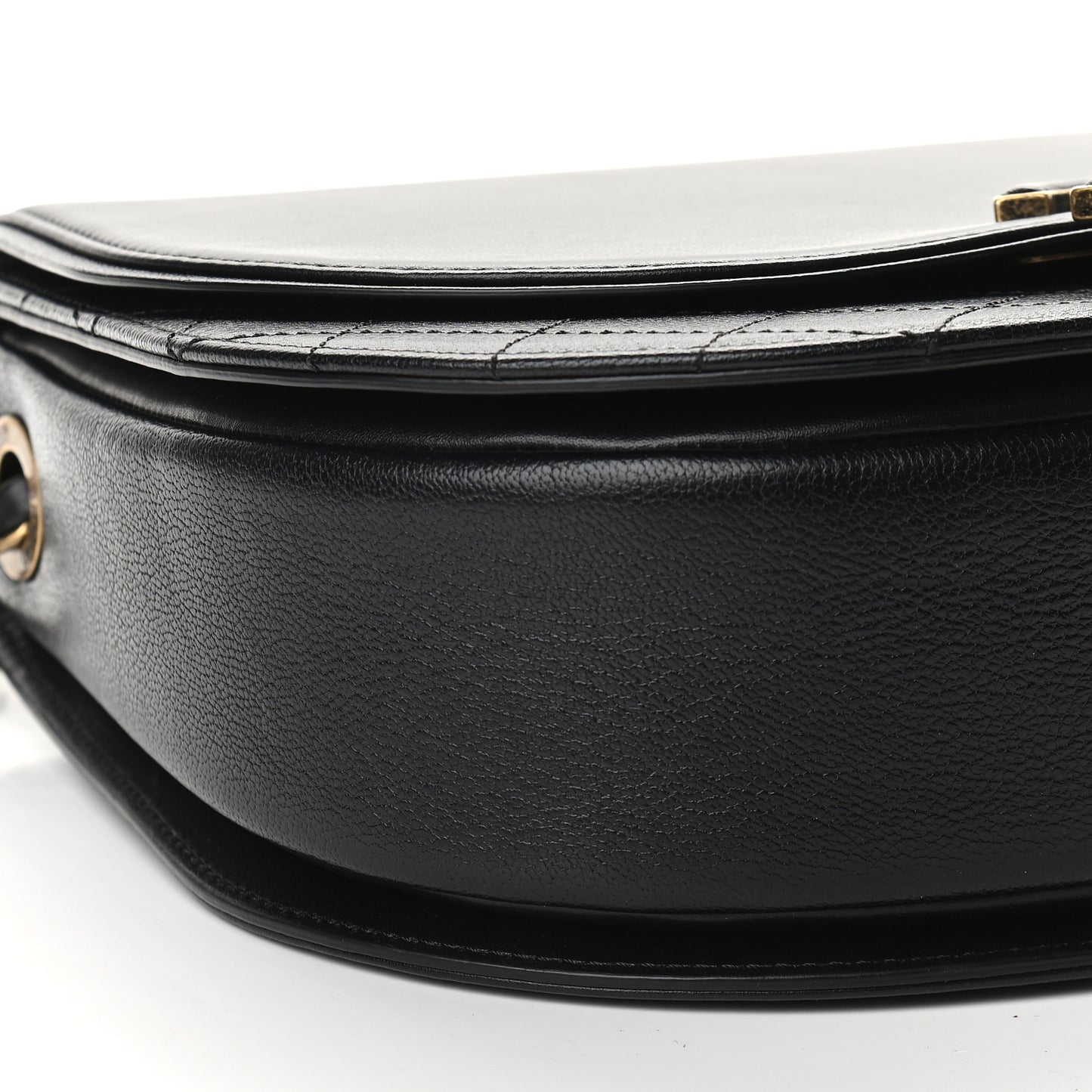 Shiny Calfskin Goatskin Quilted Medium Coco Curve Messenger Flap Black