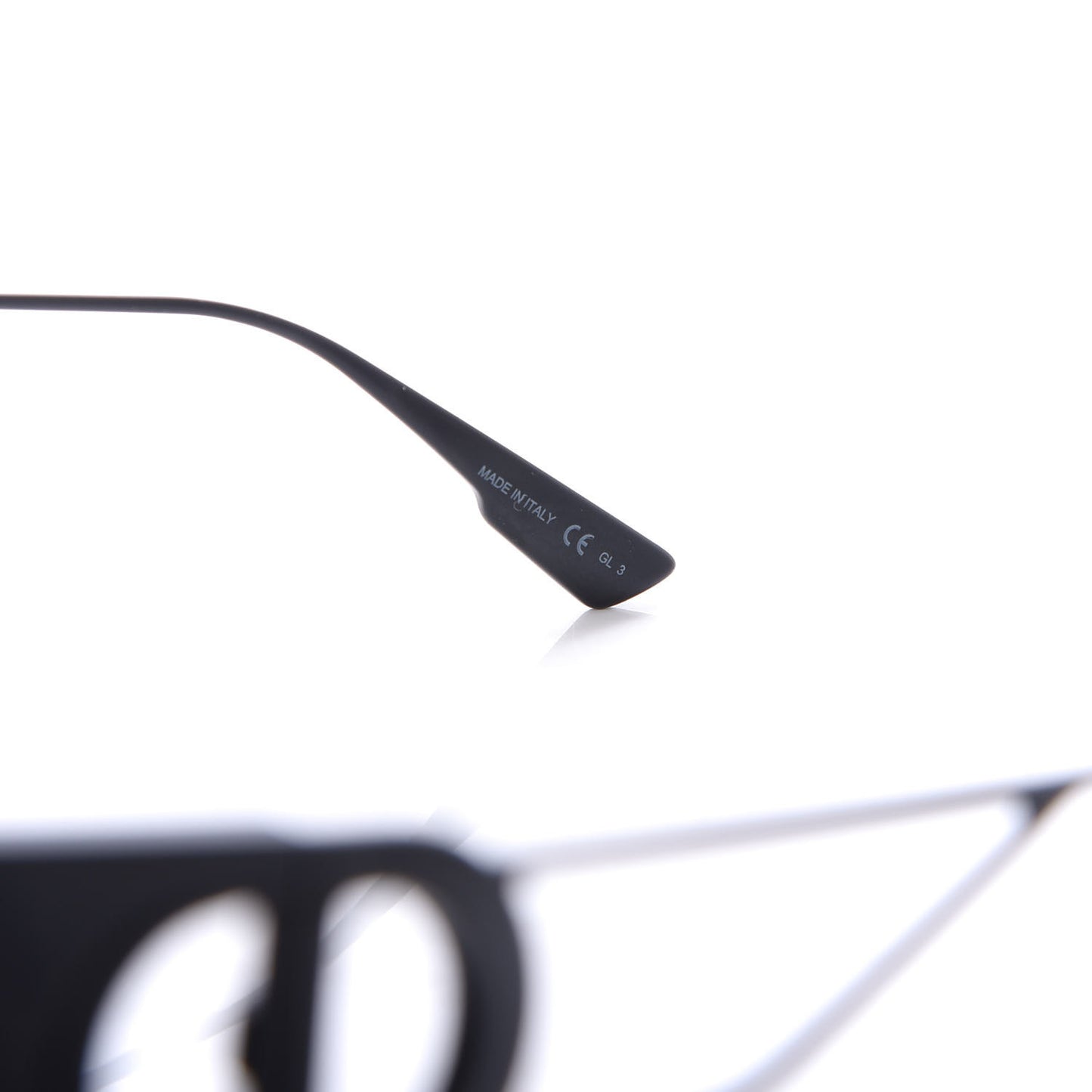 Square 30 Montaigne Sunglasses Black