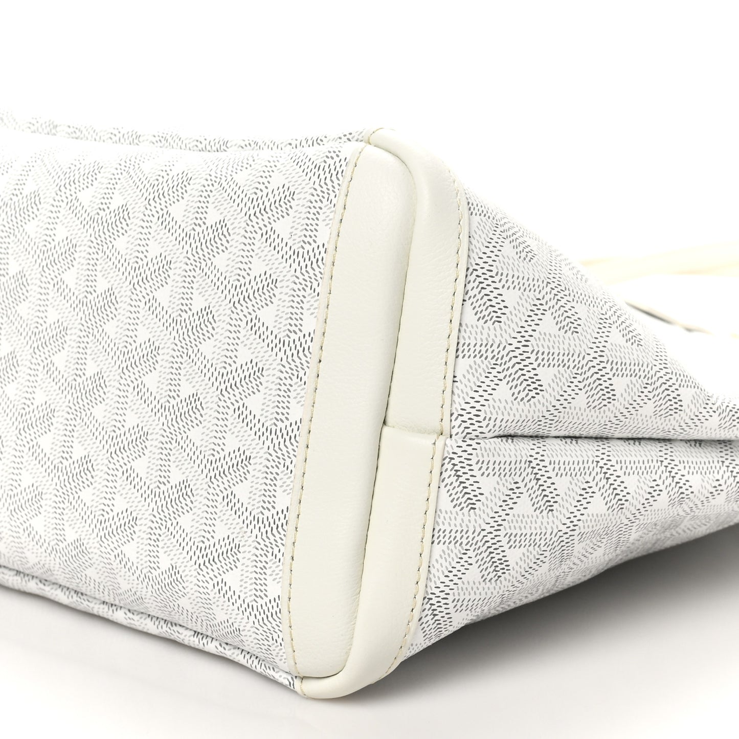 Goyardine Artois PM White