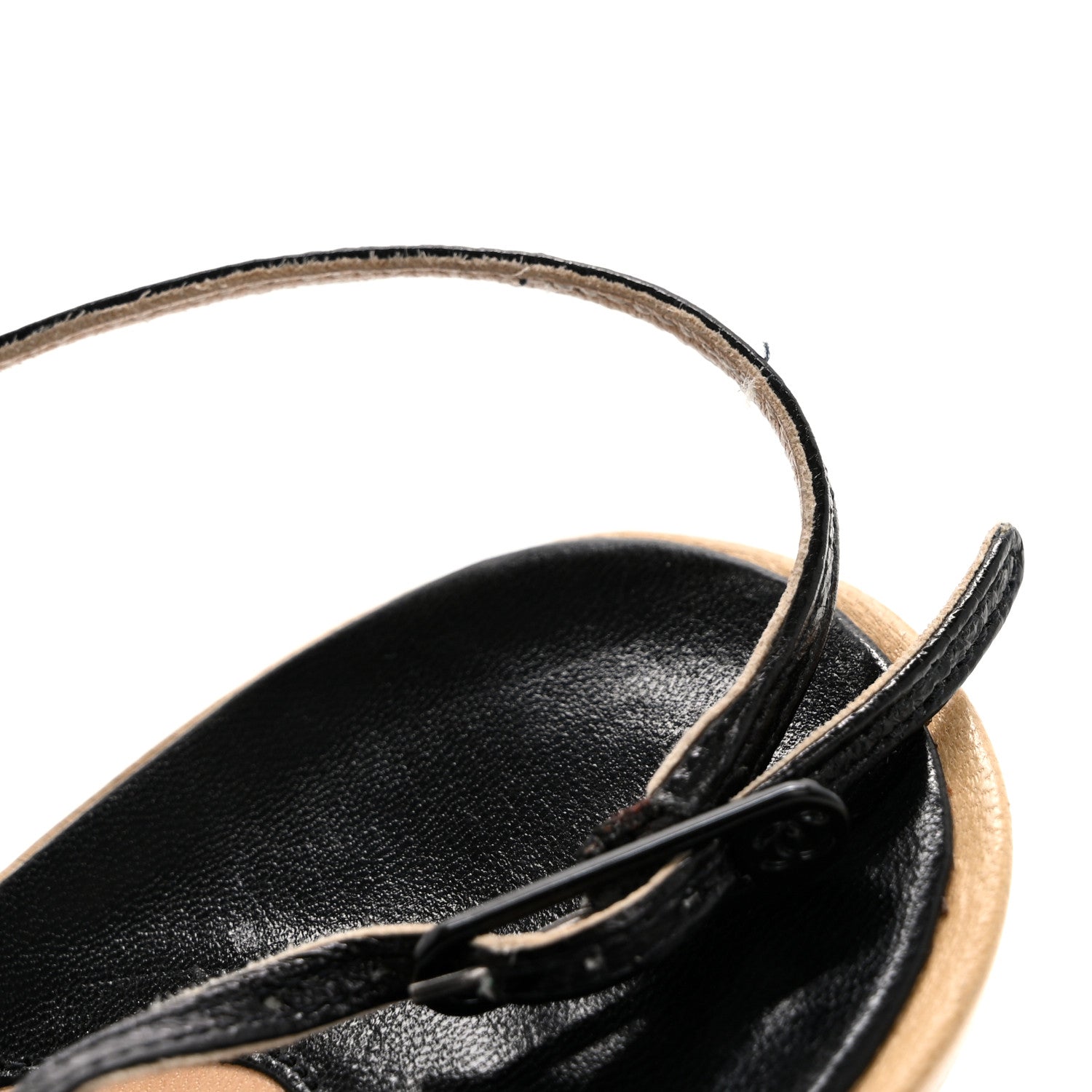 Chanel Lambskin Pointed Cap Toe CC Slingback Heels 39 Beige Black