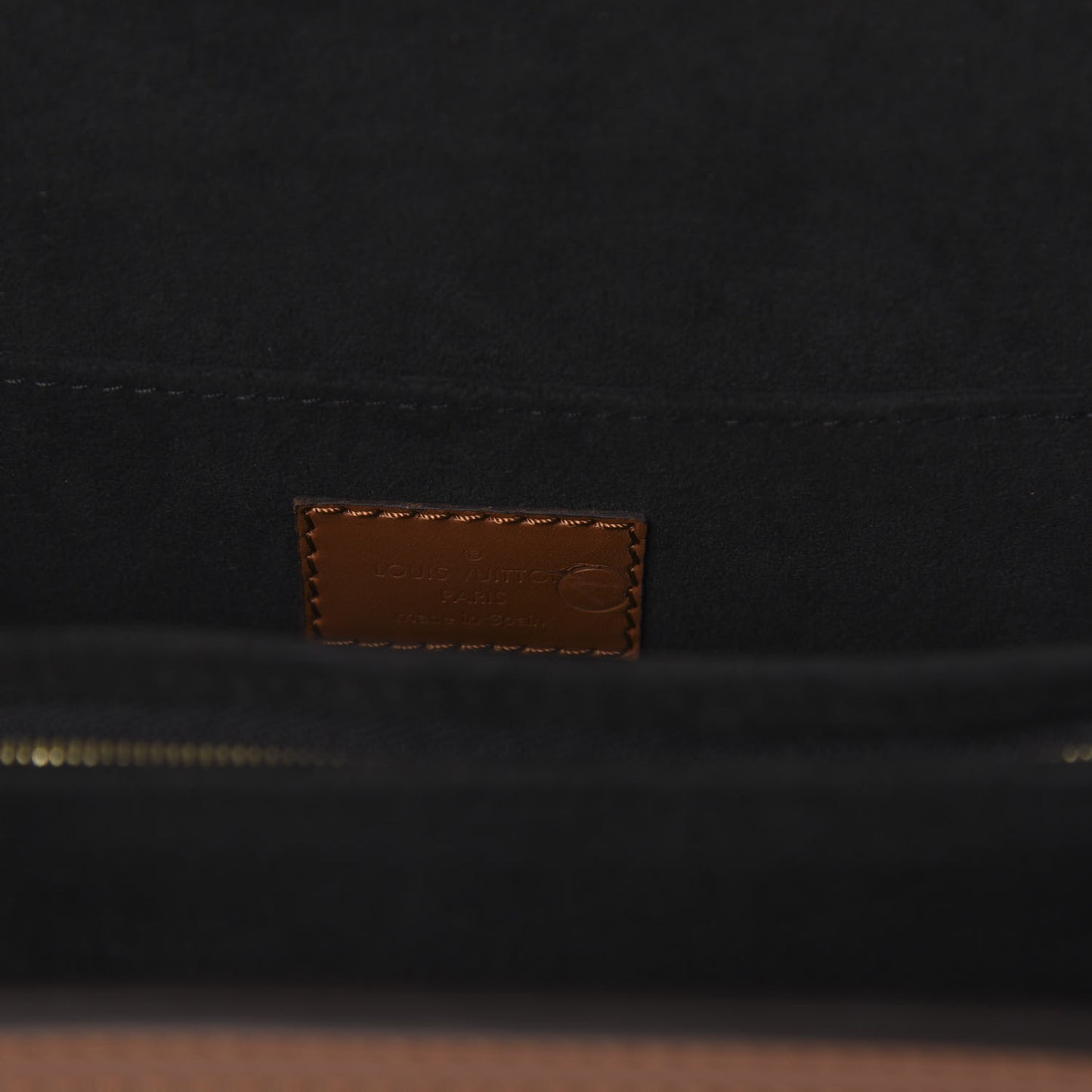 Reverse Monogram Dauphine MM