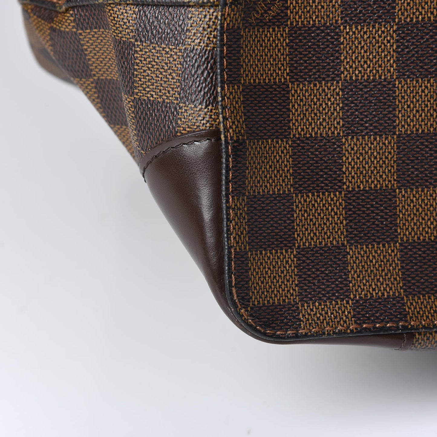 Damier Ebene Hampstead GM