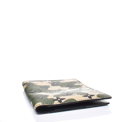 Louis Vuitton Monogramouflage Passport Cover 4 of 9