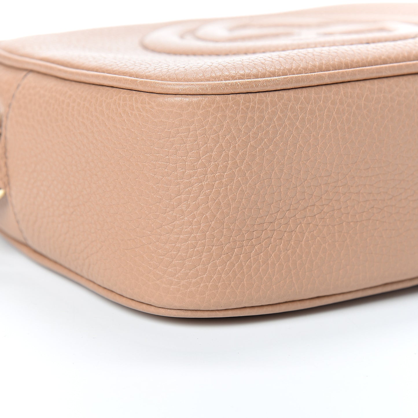 Pebbled Calfskin Small Soho Disco Bag Camelia