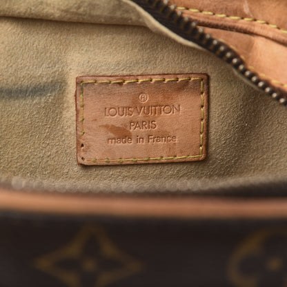 Louis Vuitton Monogram Hudson GM 8 of 18