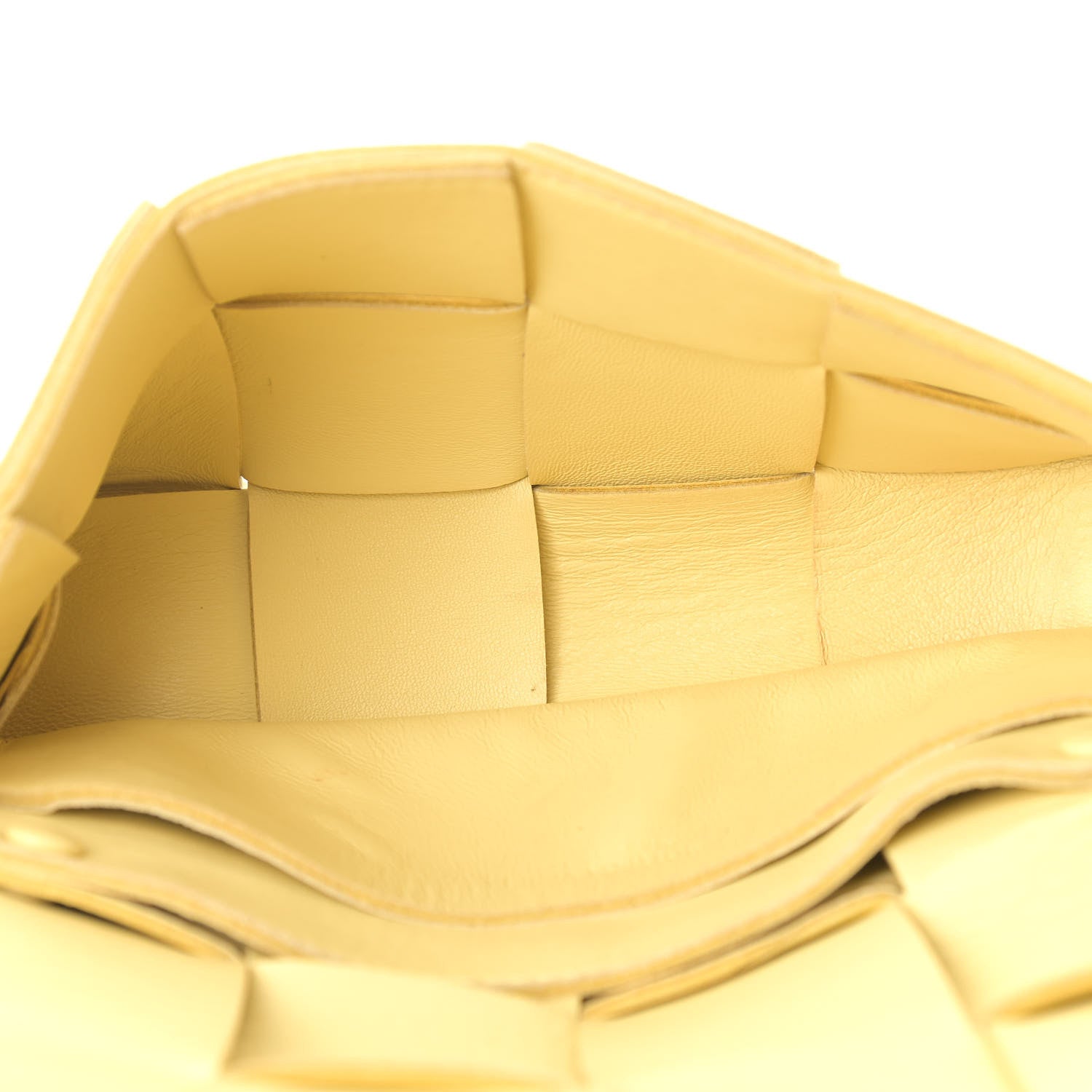 Bottega Veneta Nappa Maxi Intreccio The Belt Cassette Bag Butter 5 of 20