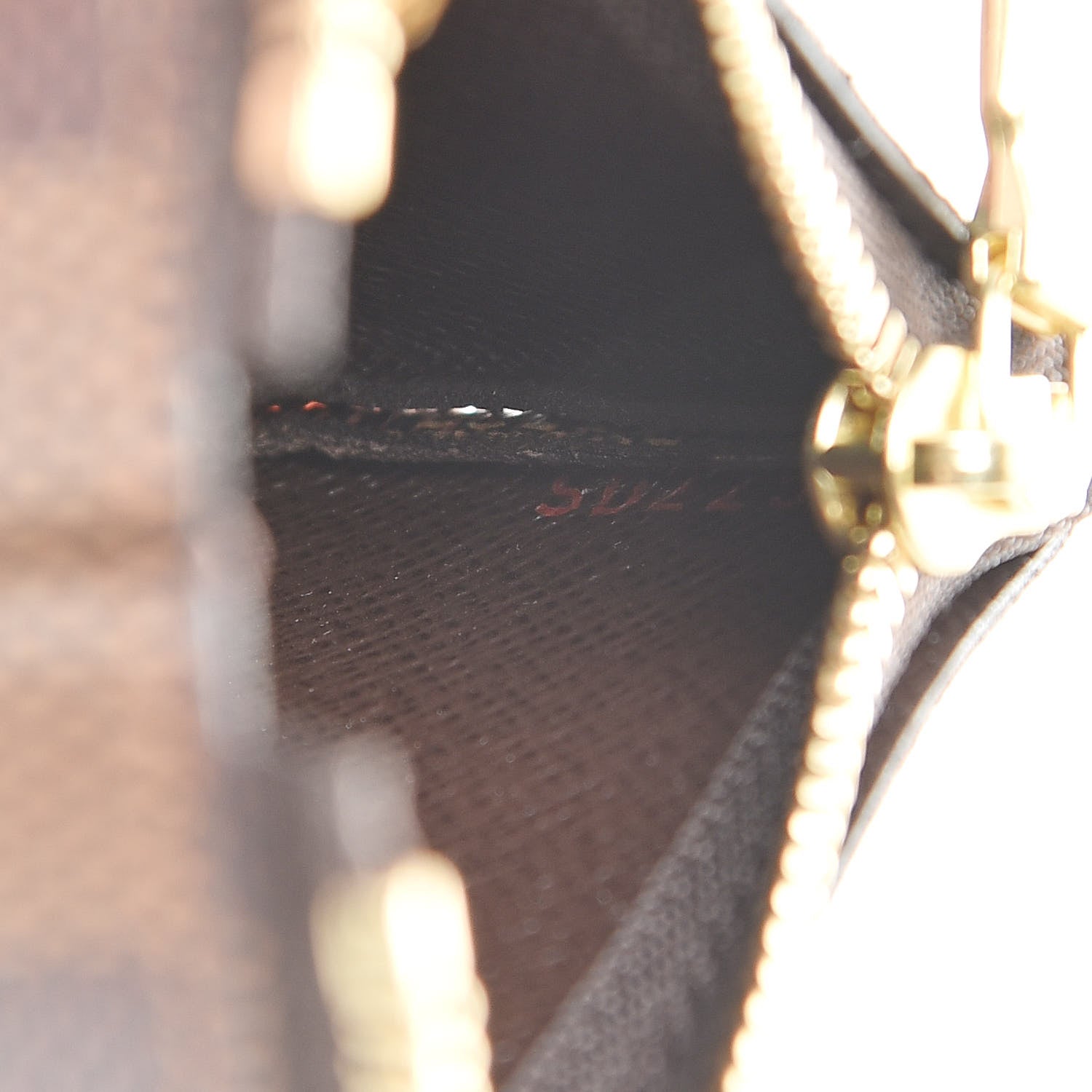 Louis Vuitton Damier Ebene Key Pouch 7 of 8