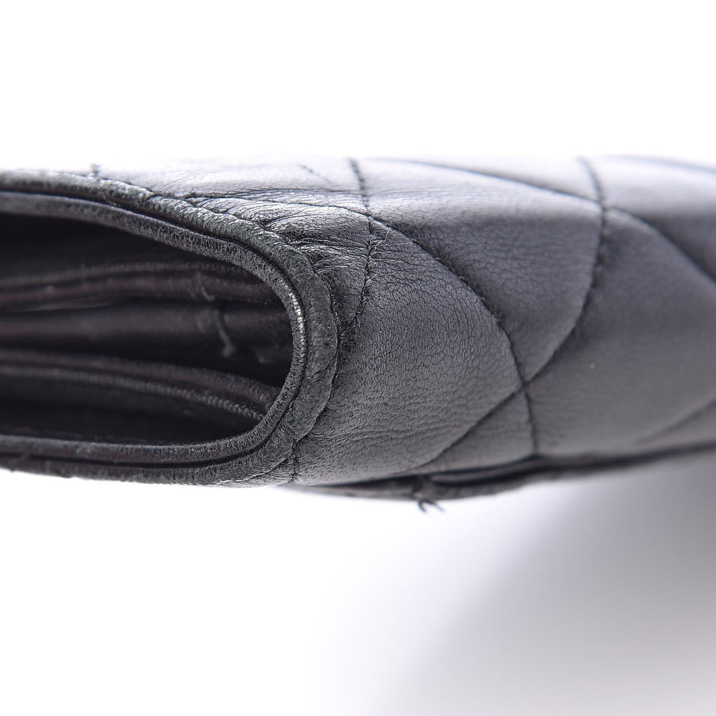Lambskin Quilted Yen Wallet Black