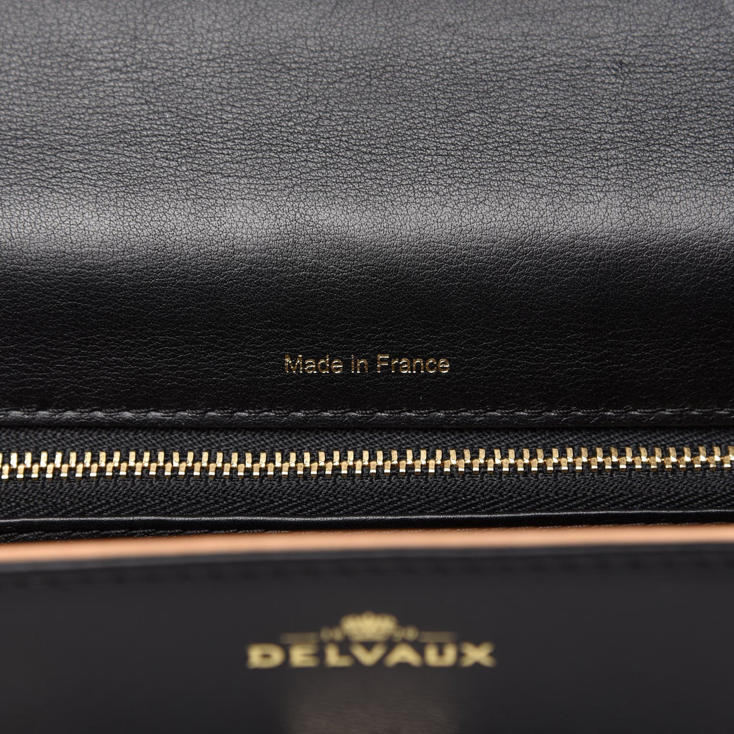 Calfskin MM Tempete Satchel Black