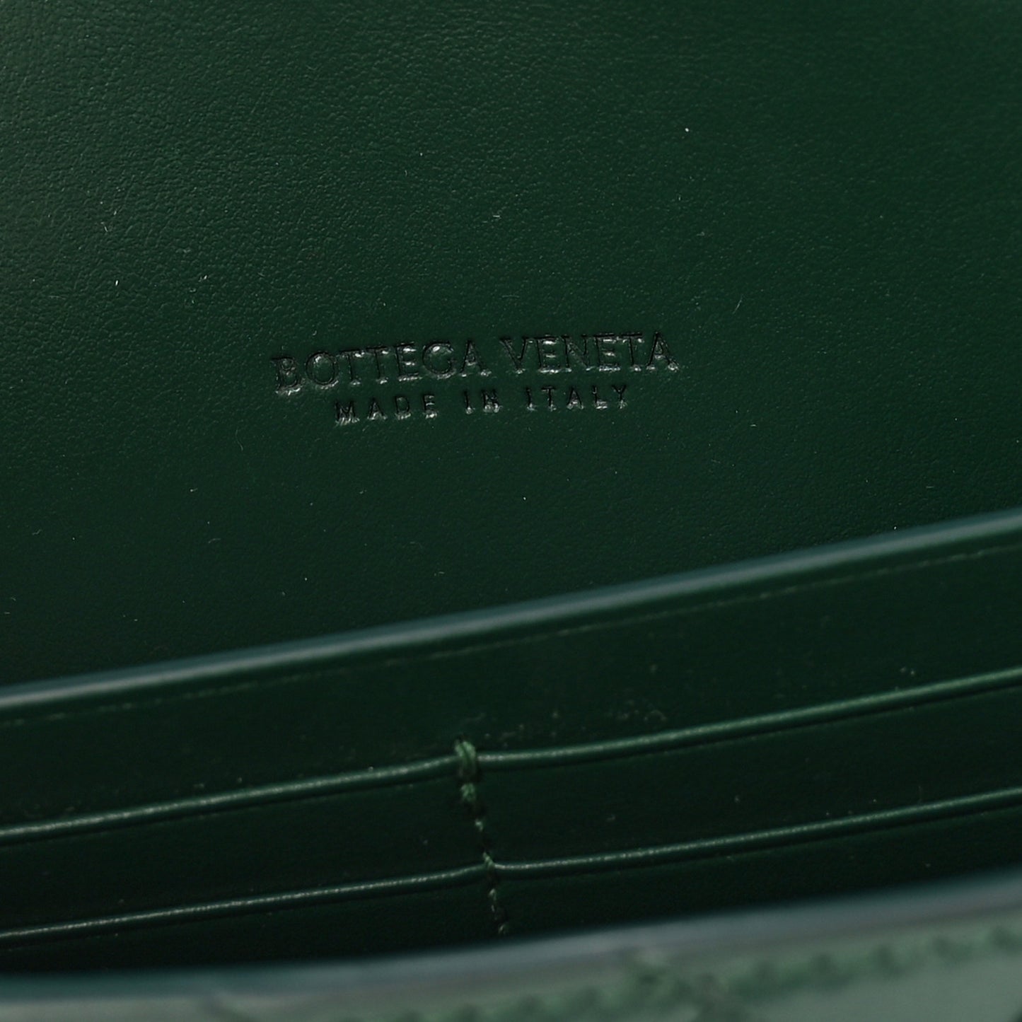 Nappa Intrecciato Long Andiamo Top Handle Clutch Emerald Green
