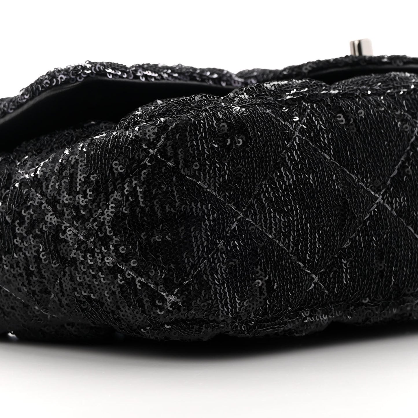Sequin Quilted Ombre Medium Flap Black Silver