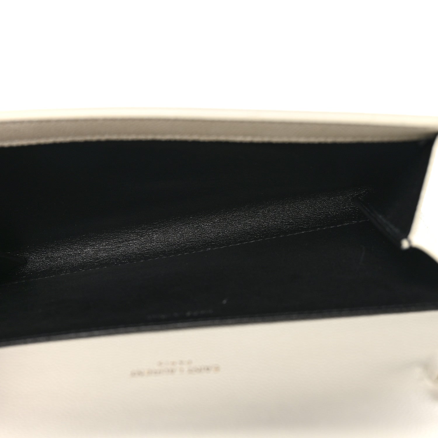 Saint Laurent Grain De Poudre Monogram Uptown Chain Wallet Crema Soft 7 of 11