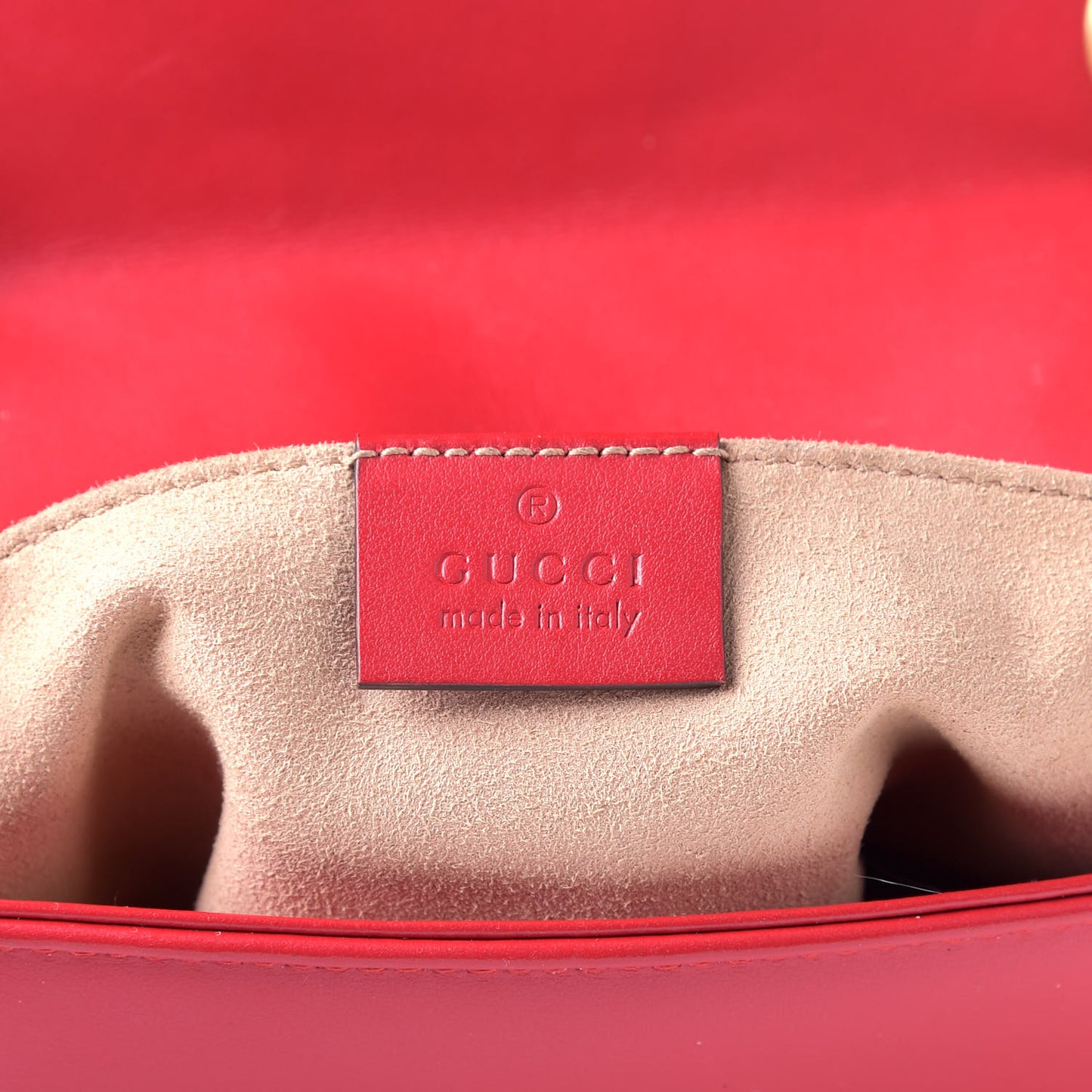 Calfskin Matelasse Mini GG Marmont Shoulder Bag Hibiscus Red