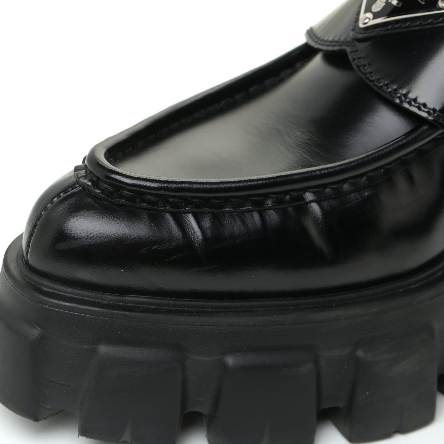 Spazzolato Triangle Logo Monolith Pointy 55mm Loafers 37.5 Black