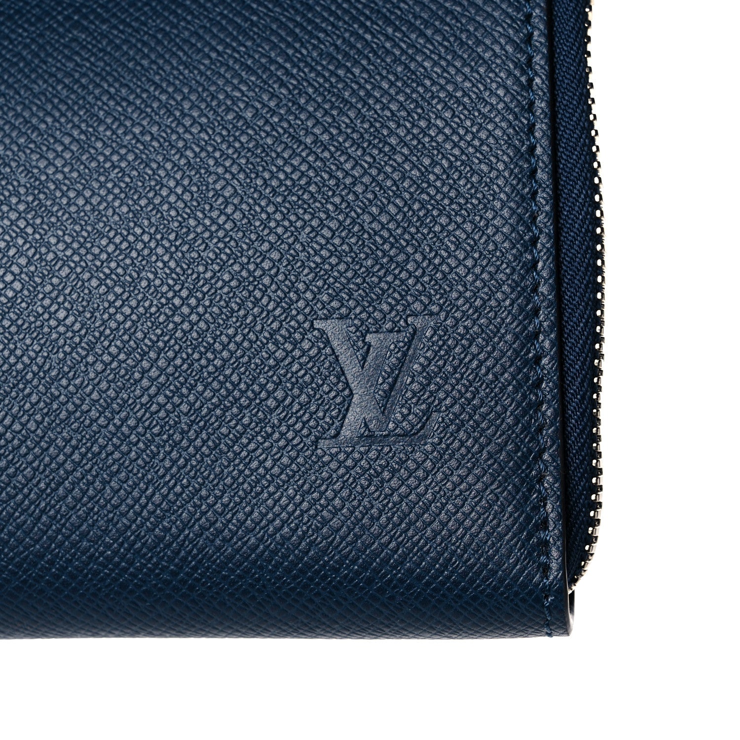 Louis Vuitton Taiga Porte-Documents Slim Bleu Marine 7 of 10