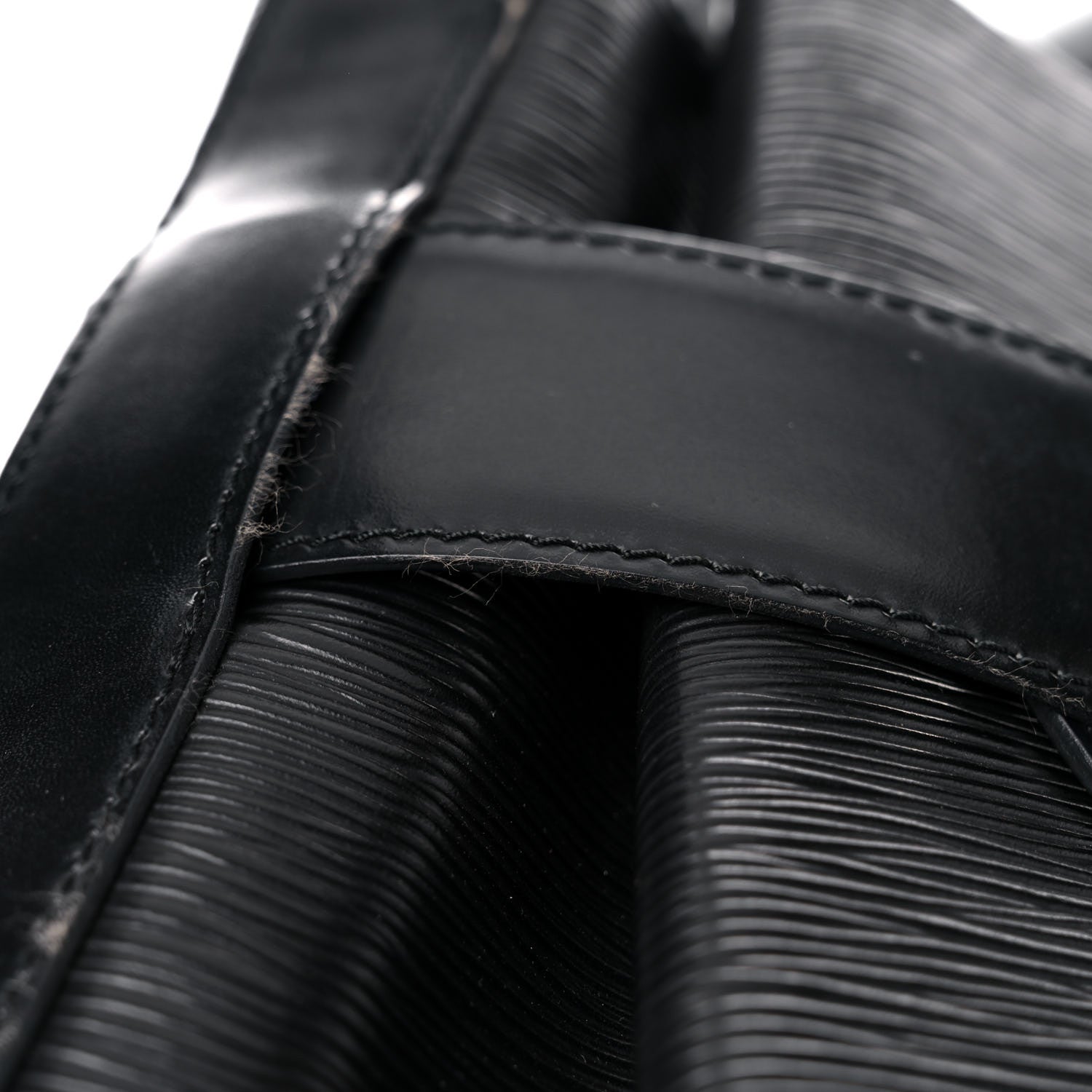 Louis Vuitton Epi Sac D'Epaule Black 21 of 26