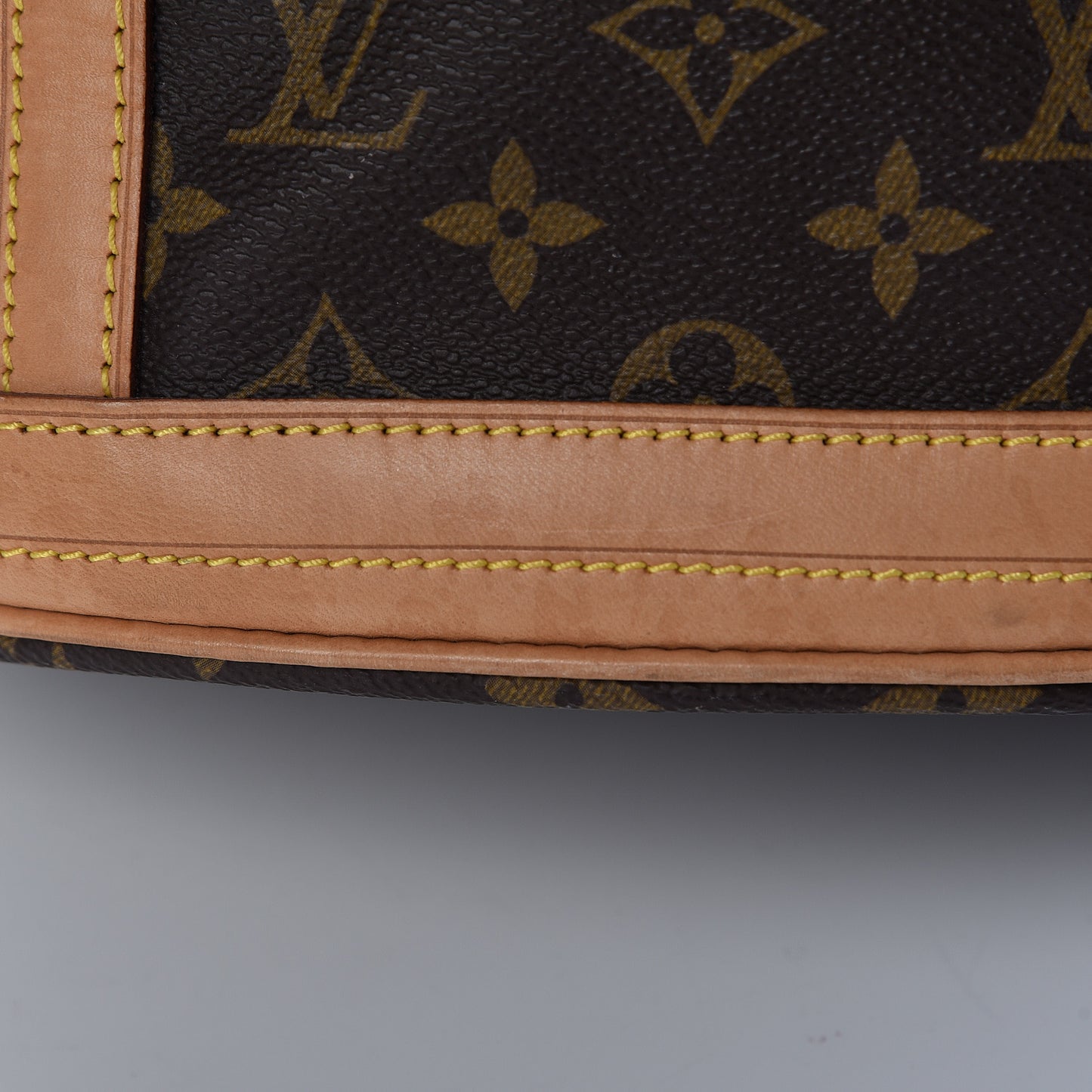 Monogram Bucket 27