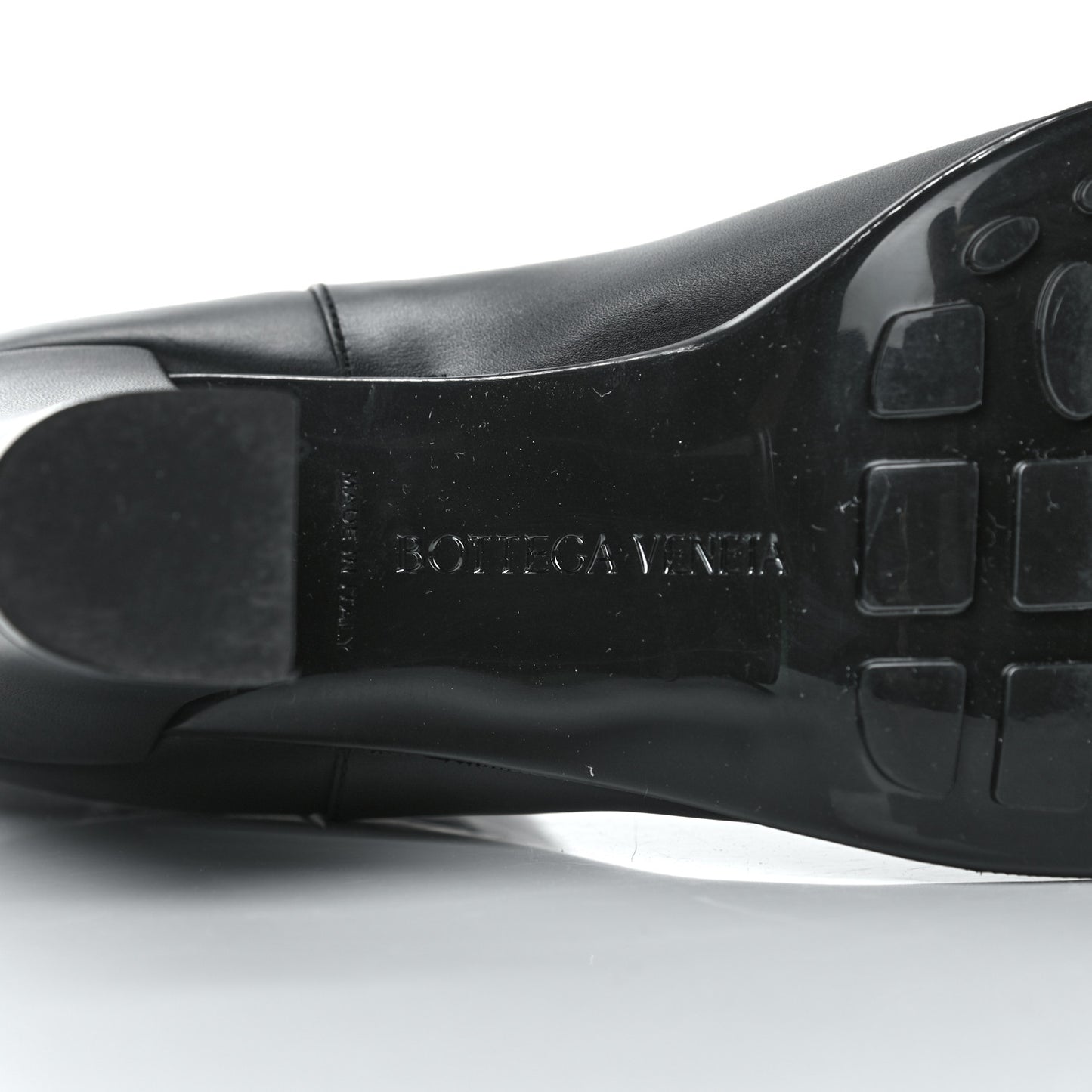 Calfskin Storm Chelsea Boots 38 Black