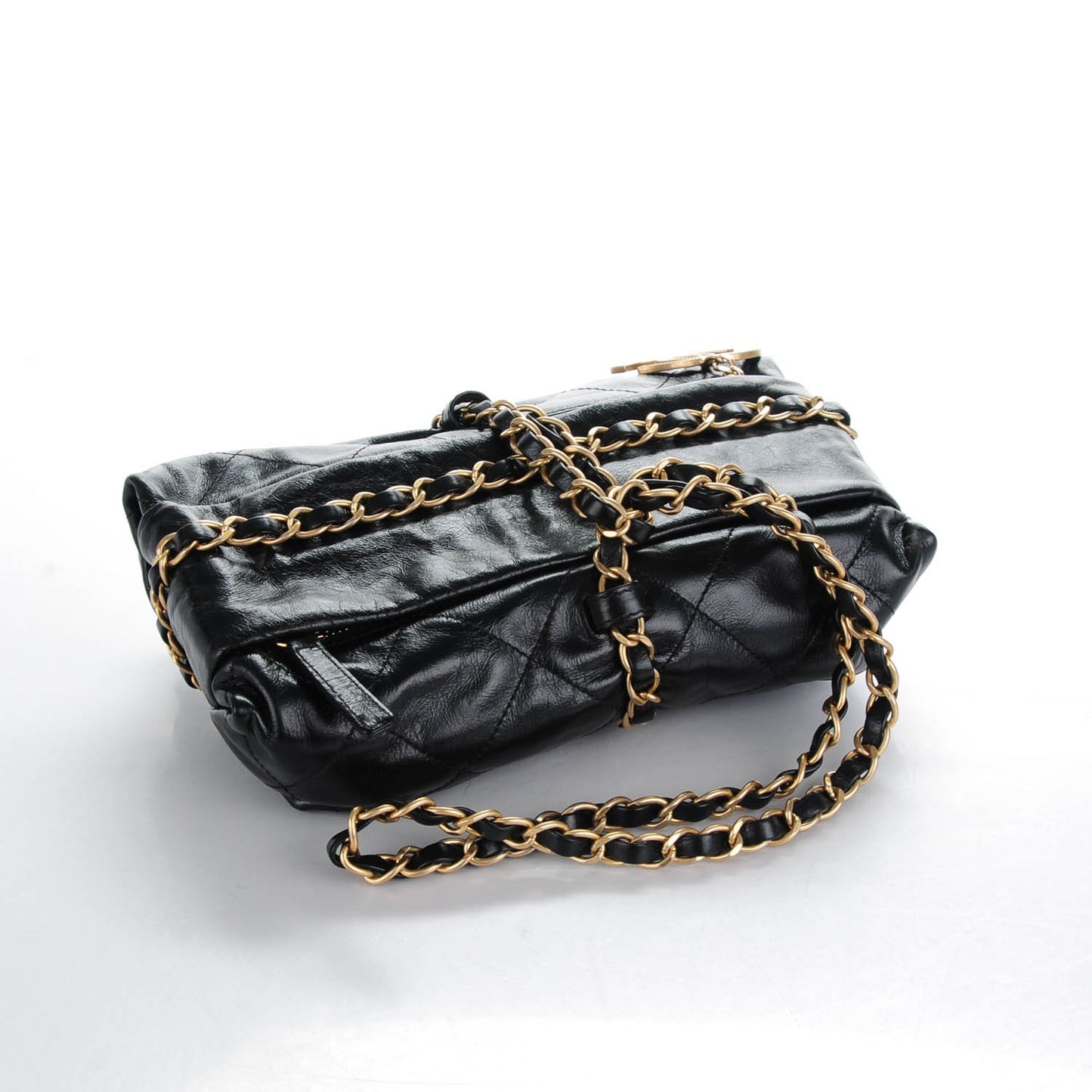Calfskin Quilted Baluchon Black
