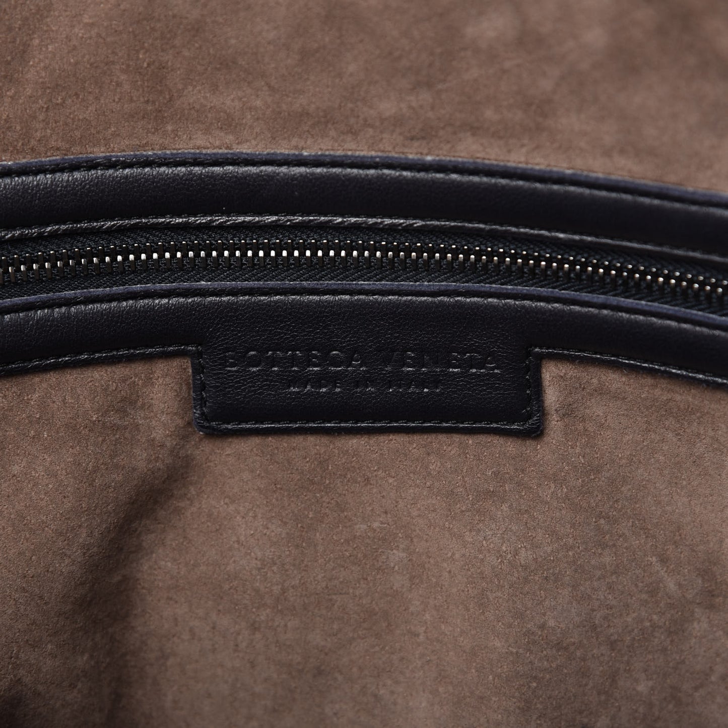 Nappa Intrecciato Nodini Crossbody Messenger Tourmaline