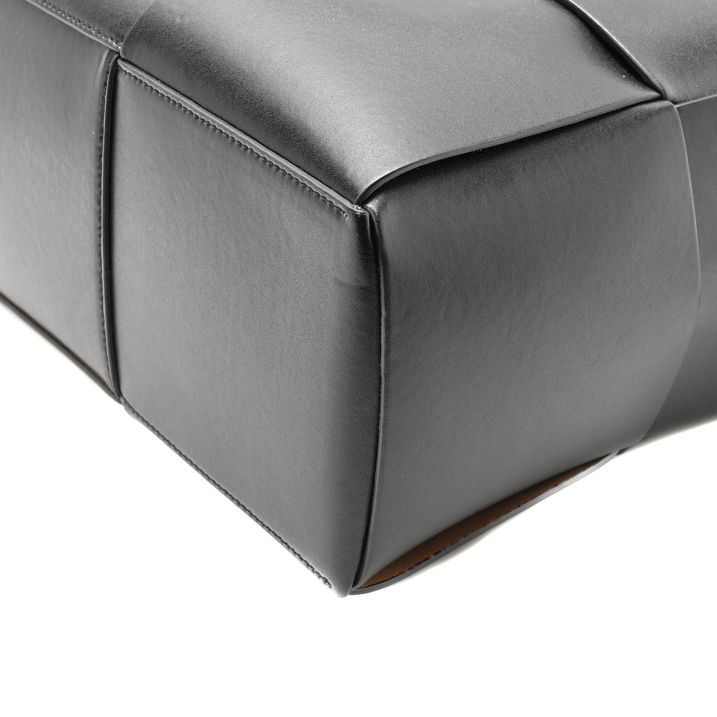 Calfskin Maxi Intrecciato Arco Briefcase Black