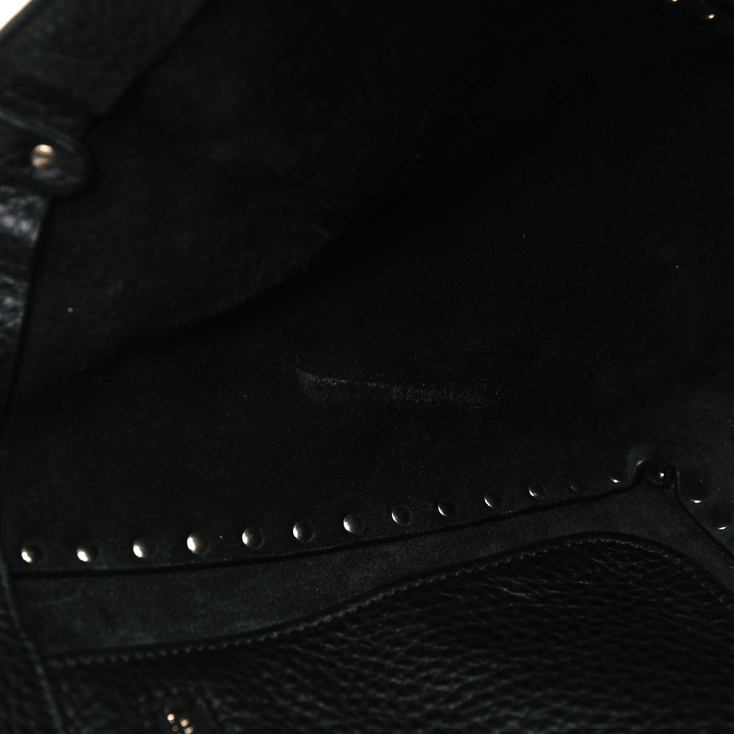 Pebbled Calfskin Medium Rockstud Tote Black