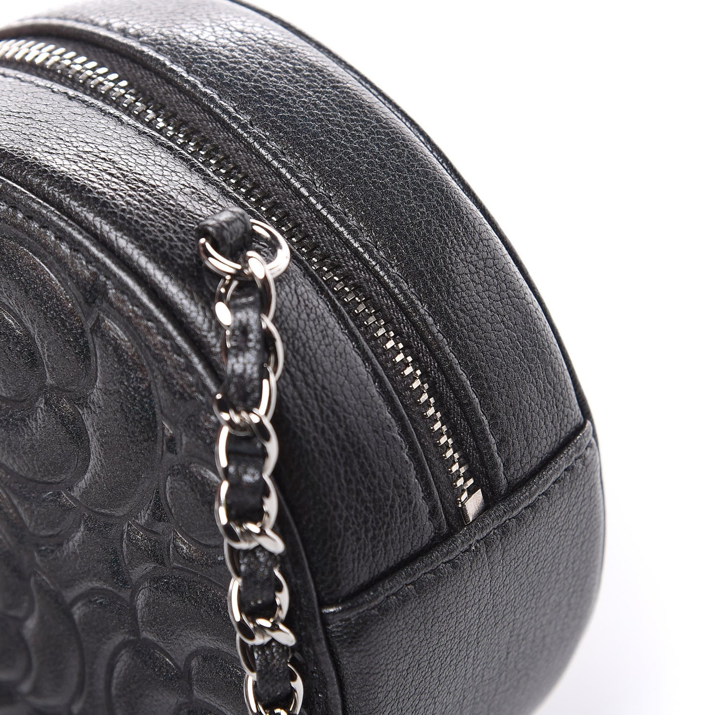 Goatskin Camellia Quilted Round Clutch With Chain Grey