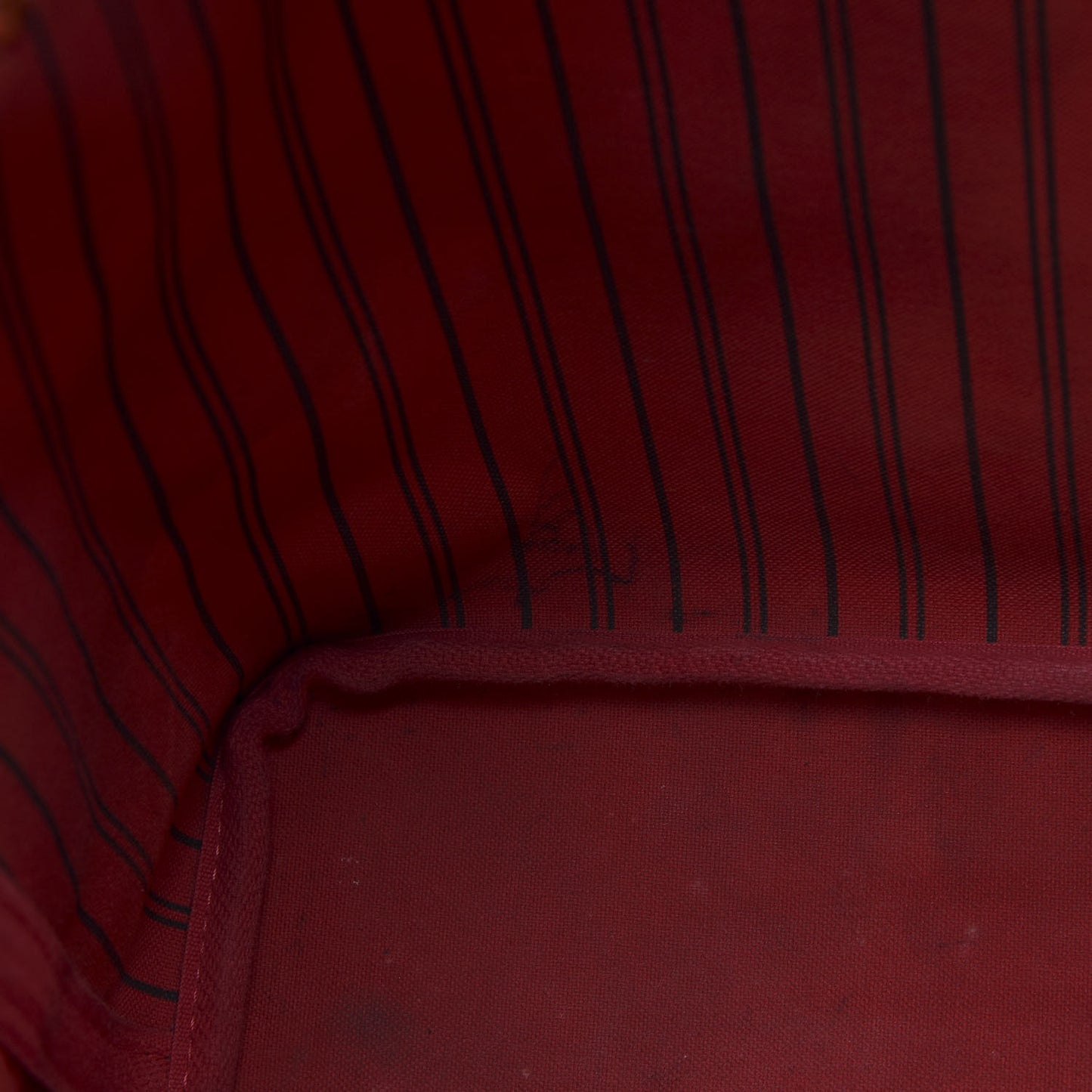 Monogram Neo Neverfull MM Cherry