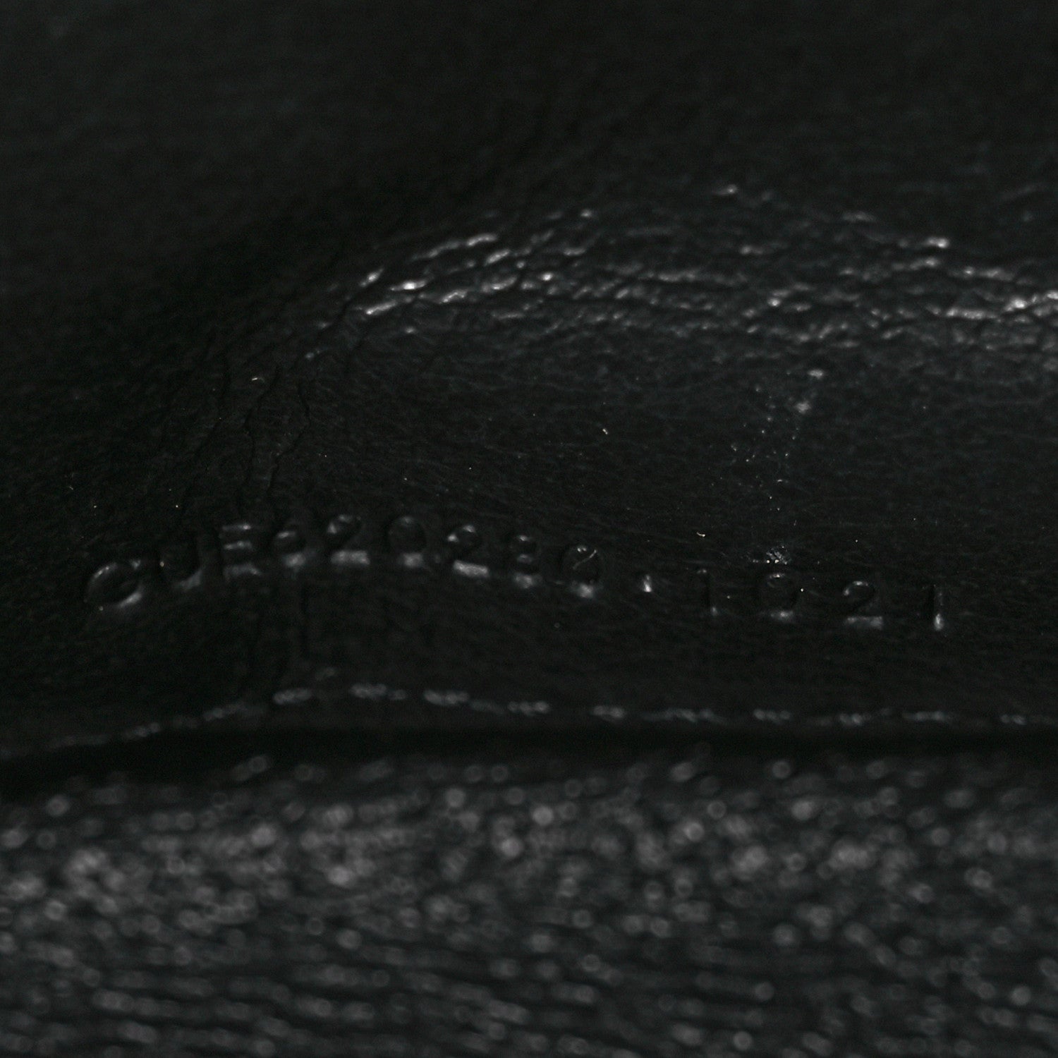 Saint Laurent Grain De Poudre Mixed Matelasse Triquilt Monogram Chain Wallet Dark Beige 7 of 11