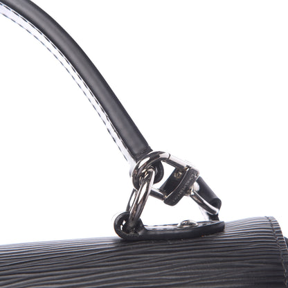 Louis Vuitton Epi Cluny MM Black 16 of 17