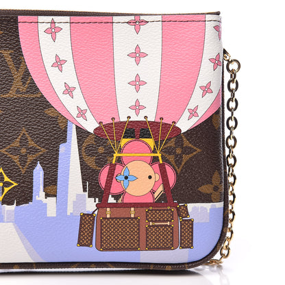 Louis Vuitton Monogram 2019 Christmas Animation Double Zip Pochette 10 of 10