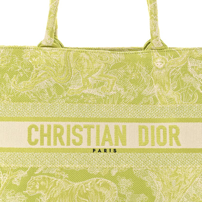 Christian Dior Canvas Embroidered Medium Dioriviera Toile De Jouy Book Tote D-Lite Green 7 of 16