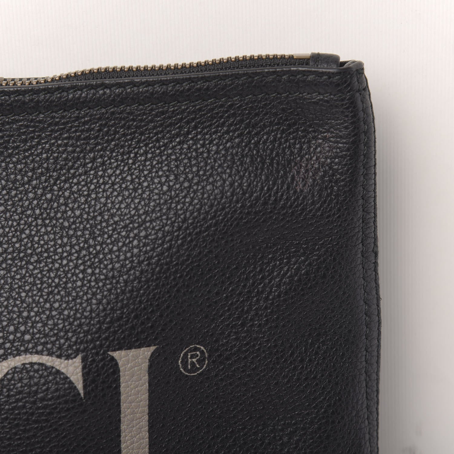 Gucci Pebbled Calfskin Medium Logo Portfolio Clutch Black 10 of 11