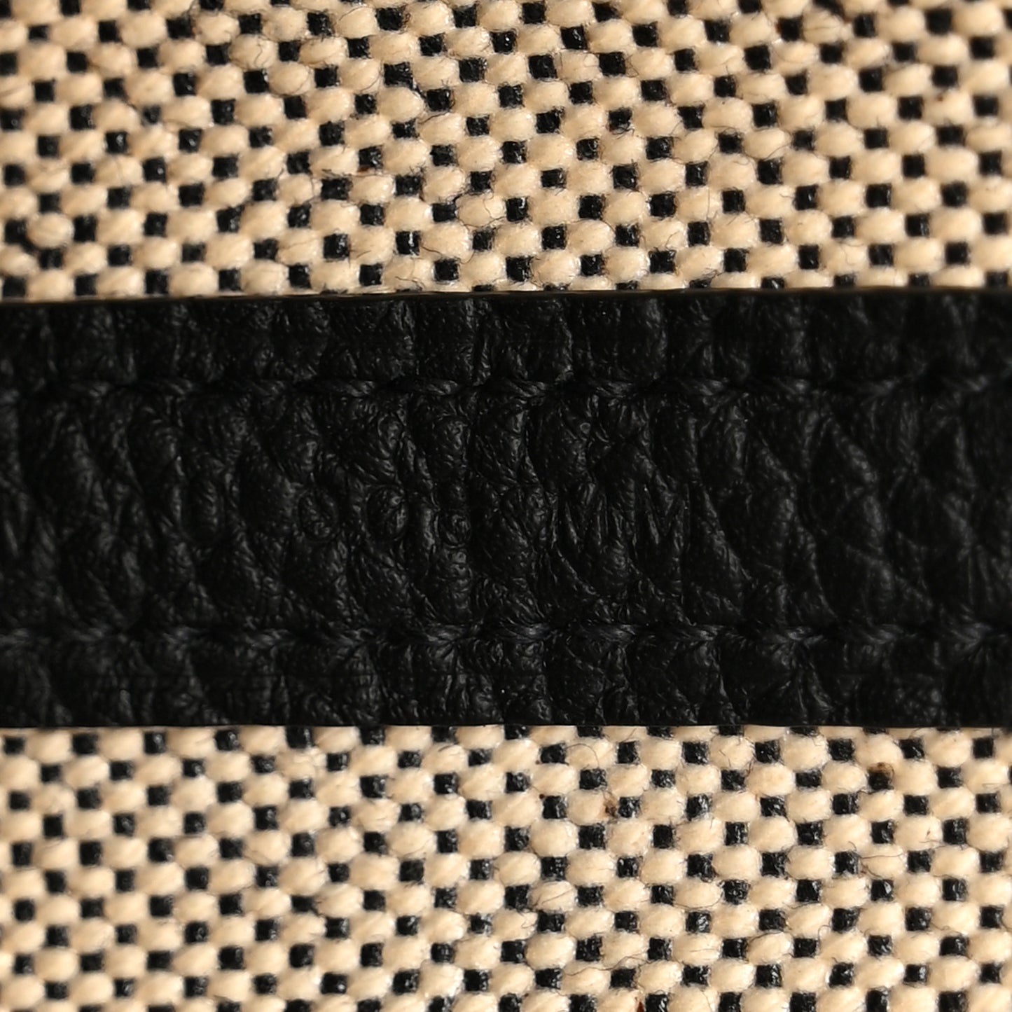 H Viking Negonda Neo Garden 23 Ecru Black