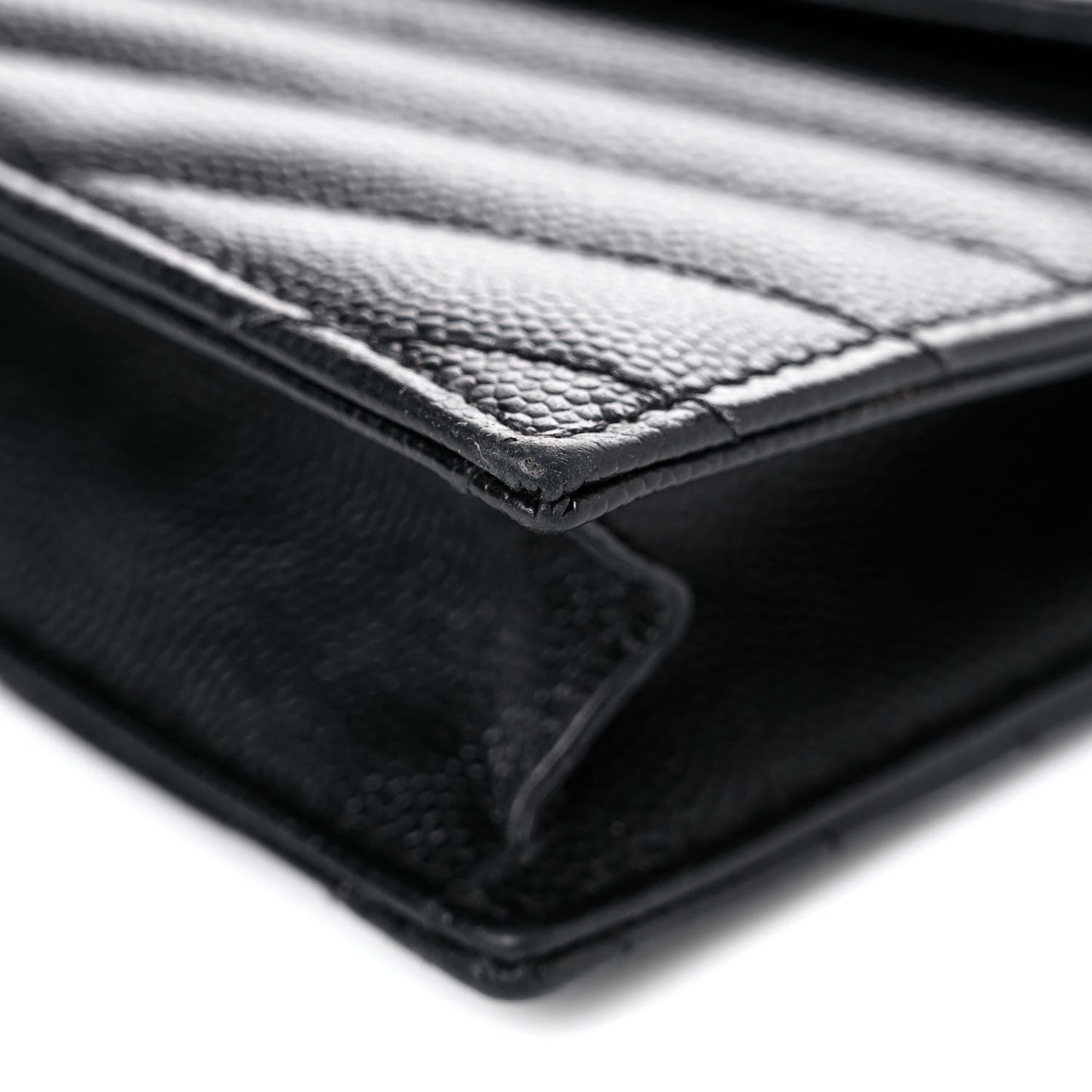 Grain De Poudre Matelasse Chevron Monogram Monochrome Envelope Chain Wallet Black