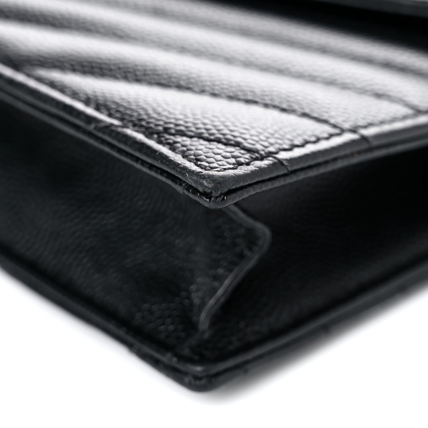 Saint Laurent Grain De Poudre Matelasse Chevron Monogram Monochrome Envelope Chain Wallet Black 8 of 18