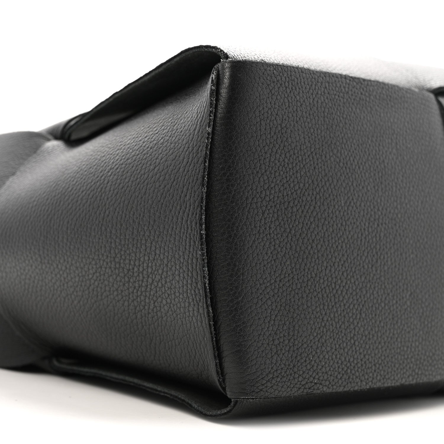 Bottega Veneta Grained Calfskin Maxi Intrecciato Arco Black 9 of 11