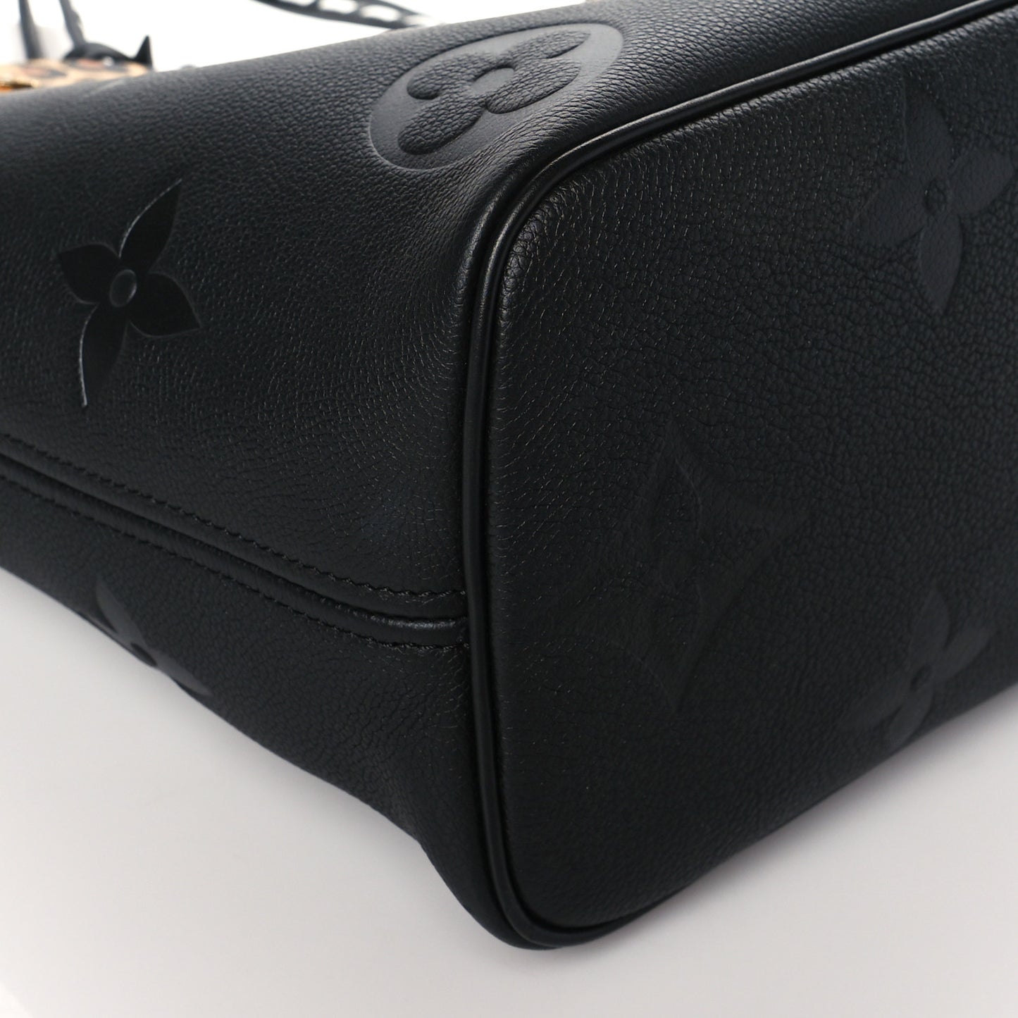 Empreinte Monogram Giant Wild At Heart Neverfull MM Black