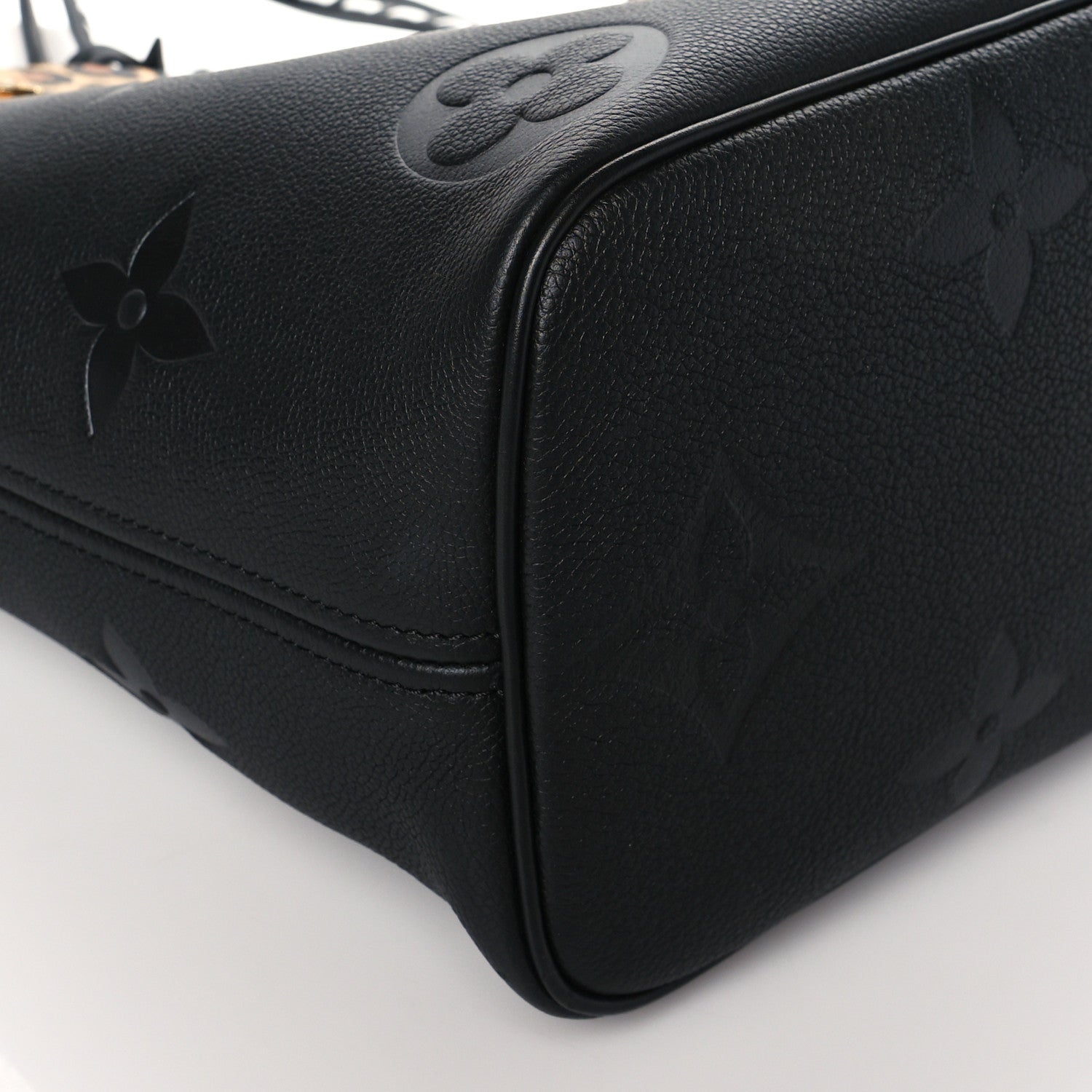 Louis Vuitton Empreinte Monogram Giant Wild At Heart Neverfull MM Black 11 of 11