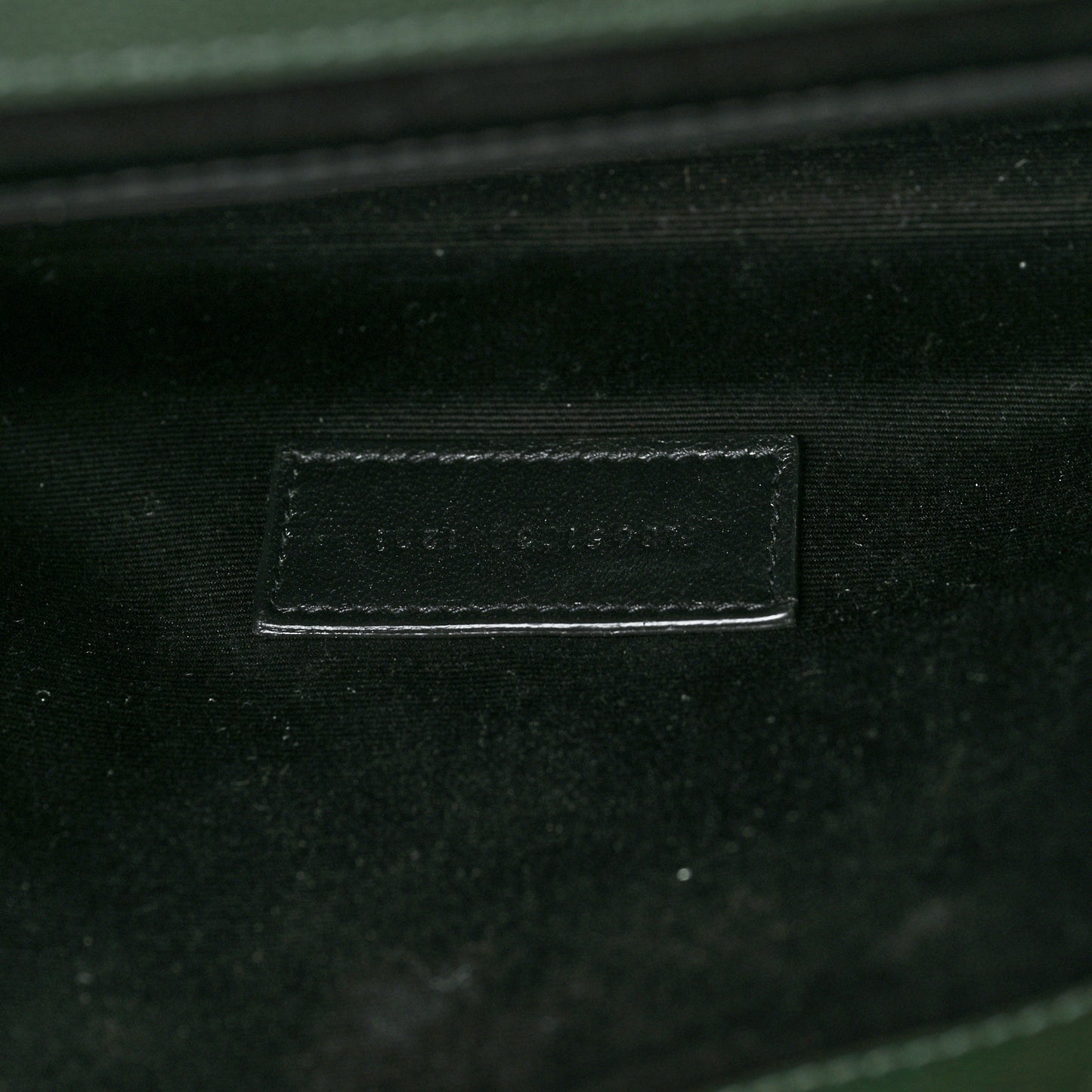 Grain De Poudre Textured Mixed Matelasse Triquilt Monogram Clutch Vert Fonce
