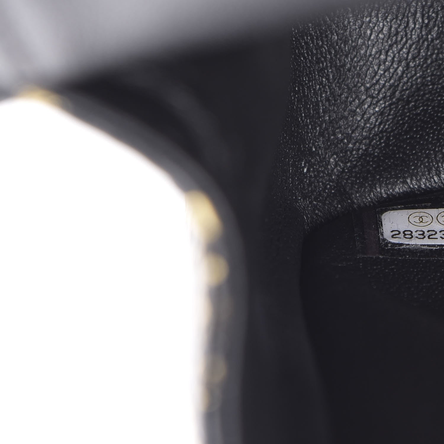 Chanel Calfskin Crocodile Embossed Graffiti 2.55 Cocodile Reissue 225 Flap Black Gold 7 of 11