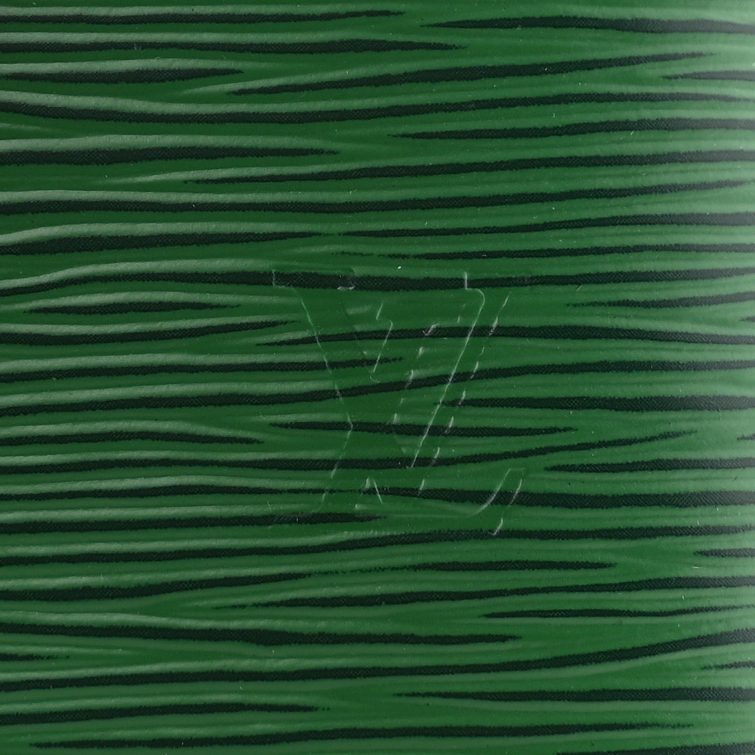 Louis Vuitton Epi Alma BB Borneo Green 7 of 10