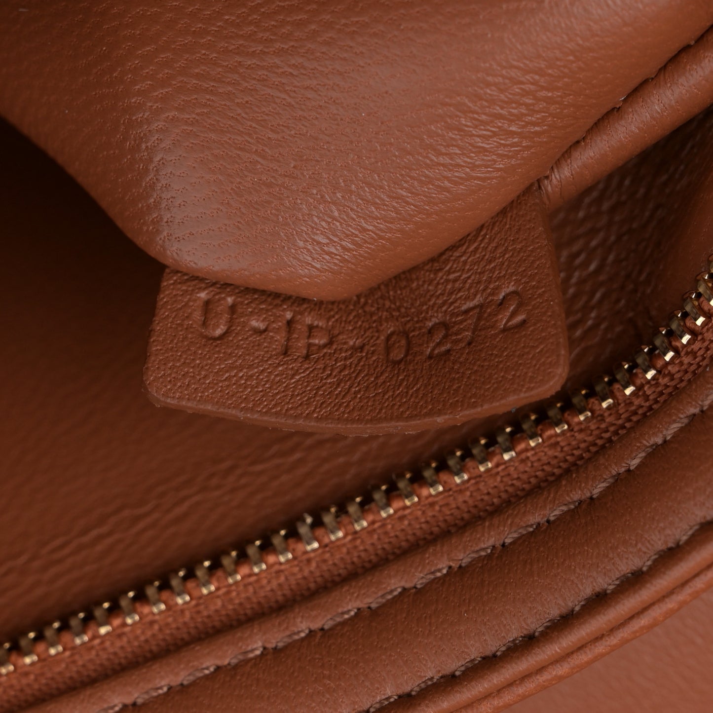 Natural Calfskin Medium Triomphe Tan