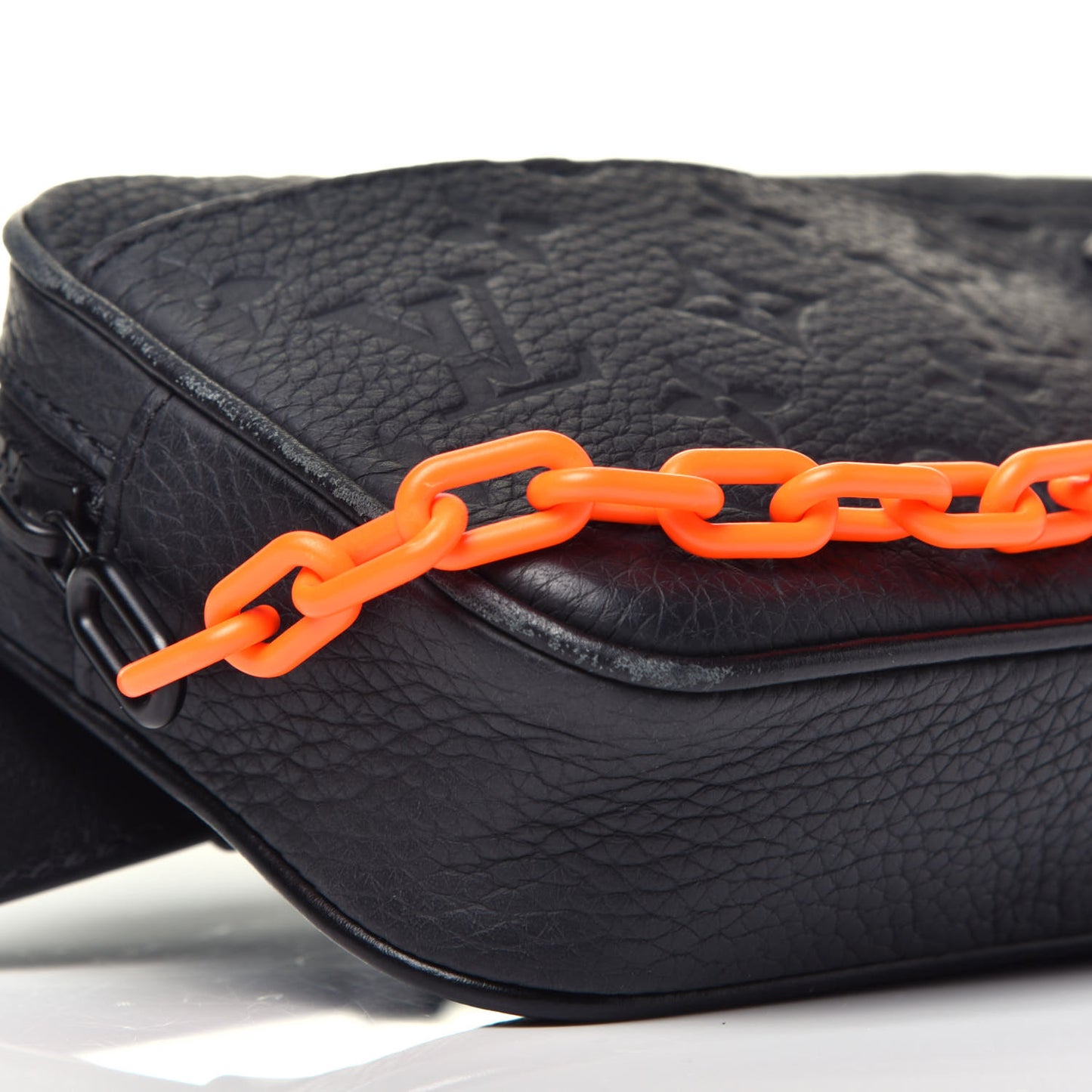 Taurillon Monogram Uniformes Solar Ray Soft Pochette Volga Belt Bag Black