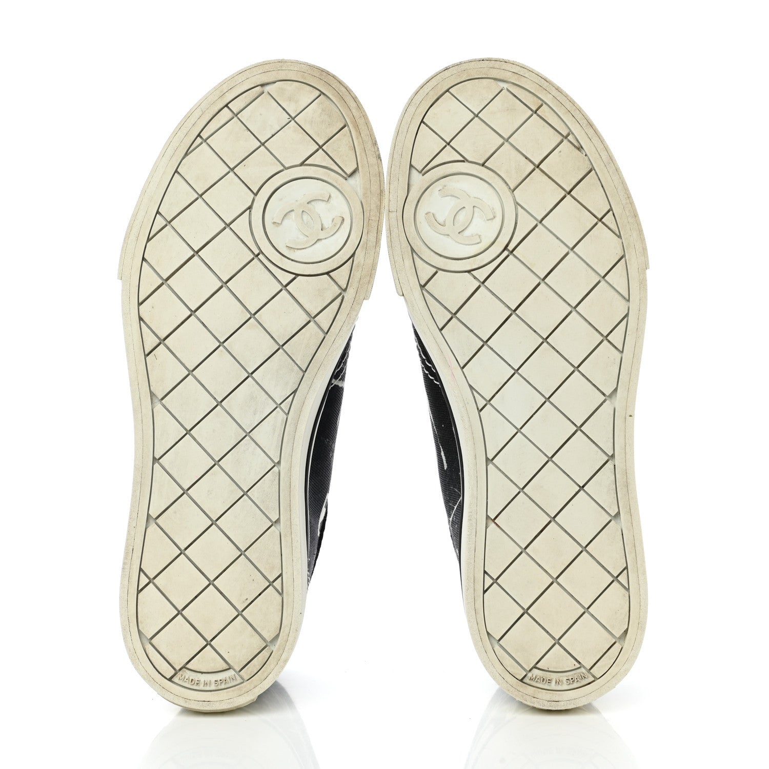 Chanel Printed Fabric Low Top Logo Sneakers 35.5 White Black 5 of 13