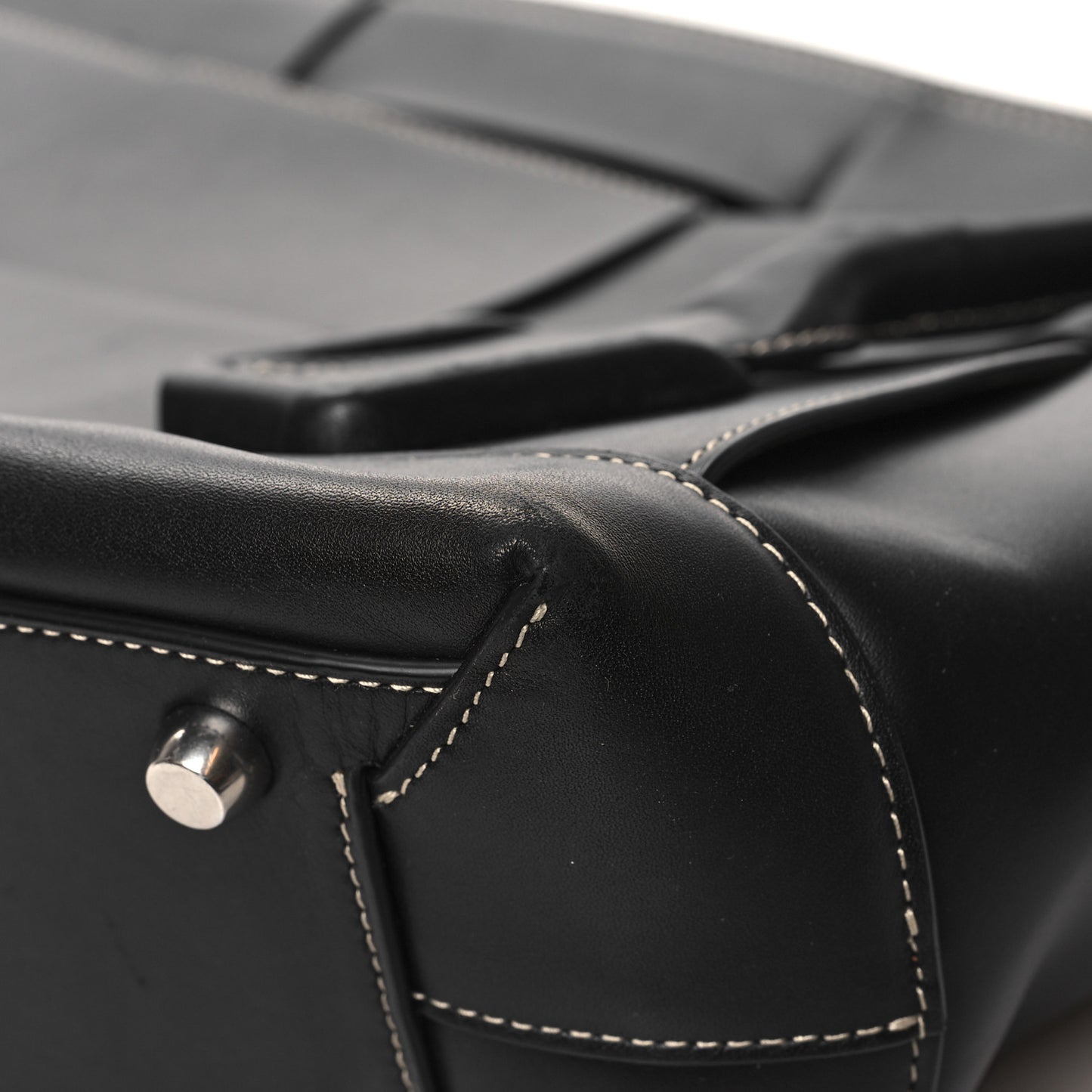 French Calfskin Maxi Intrecciato Small Arco Black