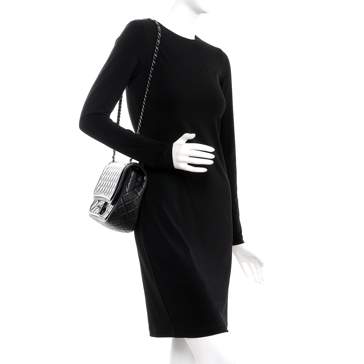 Patent Lambskin Quilted Classic Twist Flap Black
