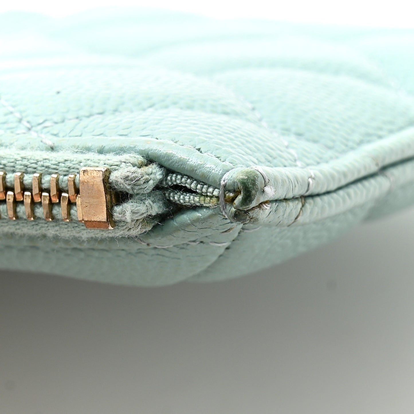 Caviar Quilted Classic iPhone Pouch Blue