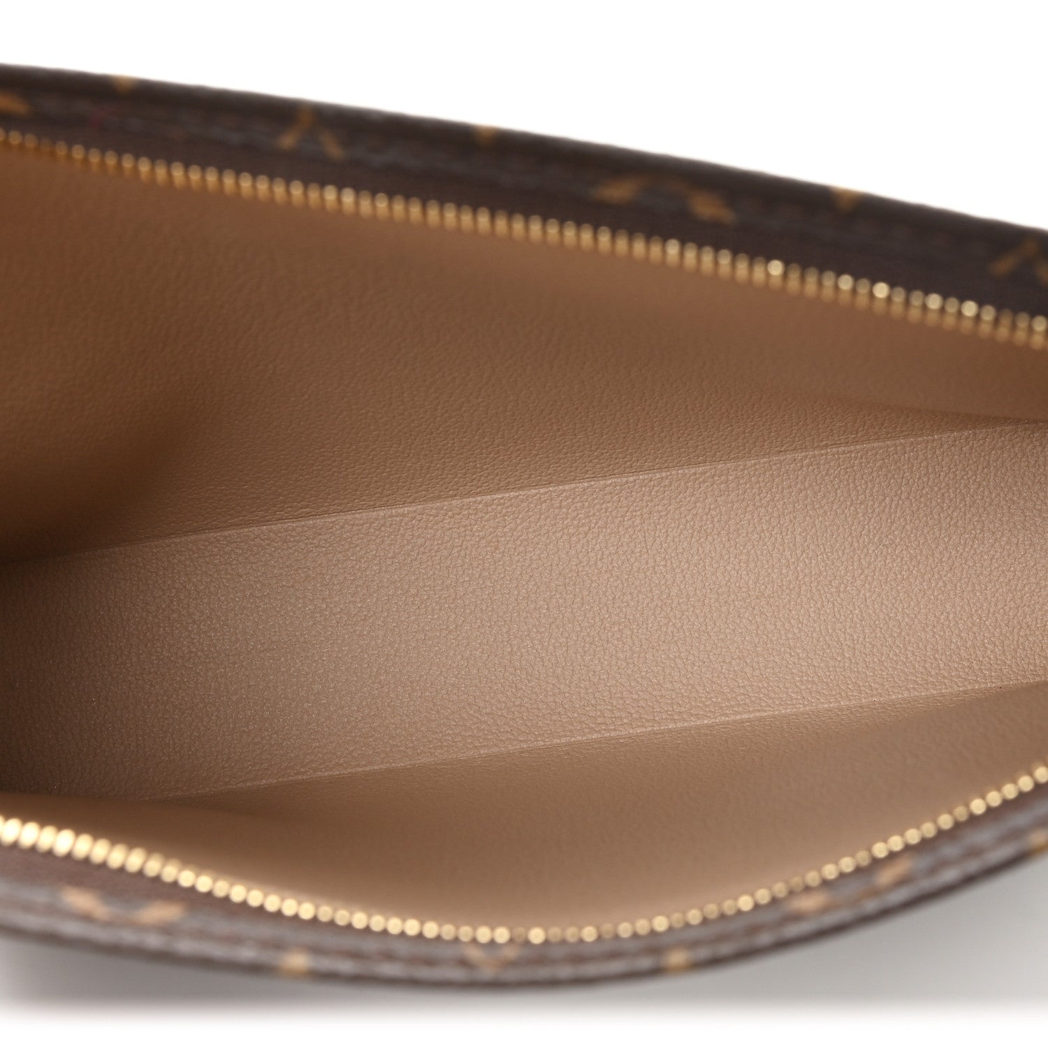 Louis Vuitton Monogram Toiletry Pouch 26 5 of 6