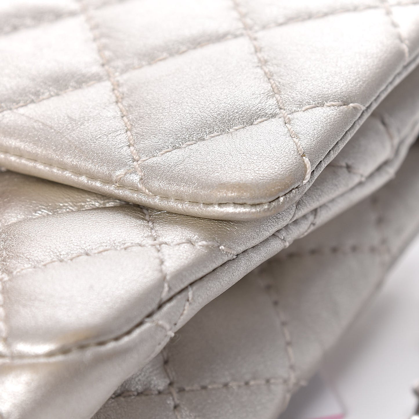 Metallic Lambskin 2.55 Reissue 225 Flap Pale Gold